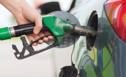 Benzine zam geldi... İzmir'de kaç lira oldu?