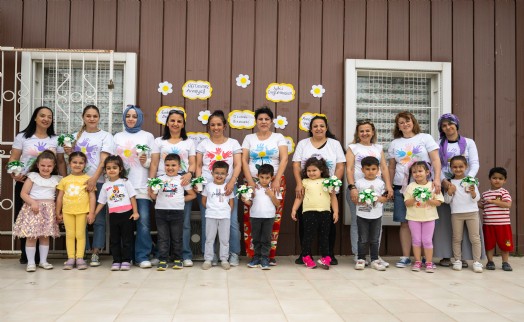 Bornova'da en tatlı Anneler Günü kutlaması