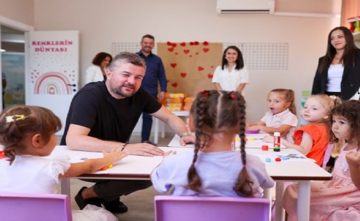 Buca'da anne babaların yüzlerini güldüren eğitim hizmeti