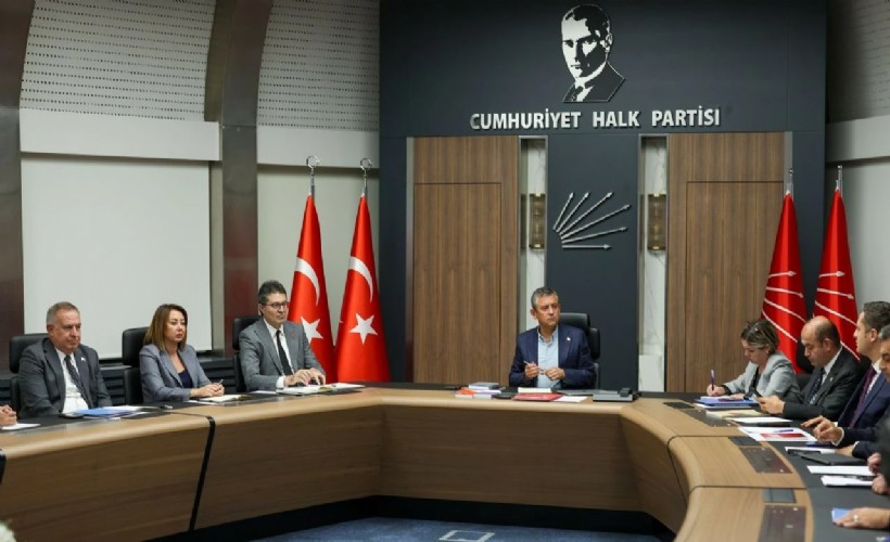 CHP’li kurmaylar Özel’e yapılan saldırıyı MYK’de masaya yatırdı