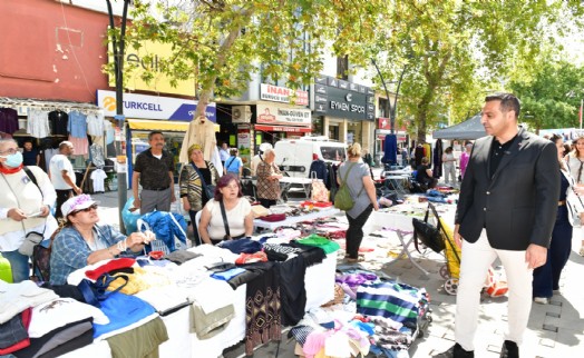 Çiğli'de 2. el eşya ve kıyafet kermesi yoğun ilgi gördü