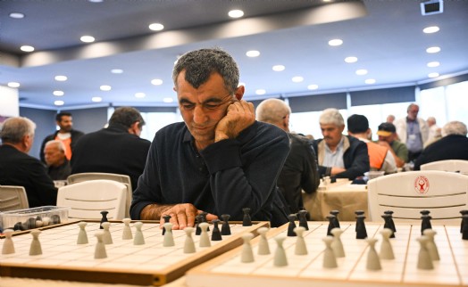 Damada uluslararası buluşma: Uluslararası turnuva 4. kez Bornova'da