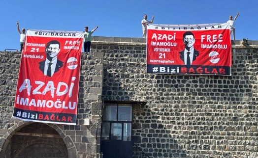 Tarihi surlarda İmamoğlu pankartı açan kişiler gözaltına alındı