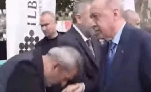 Erdoğan'ın elini öpen Yavuz Bingöl sosyal medyada gündem oldu