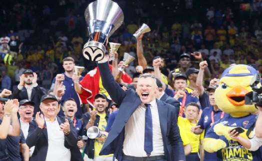 Fenerbahçe'nin koçu Jasikevicius tarihe geçti!