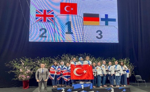 Gaziemir'in taekwondocuları Avrupa'yı fethetti: 4 şampiyonluk, 2 ikincilik