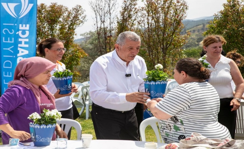 Güzelbahçeli anneler kahvaltıda buluştu