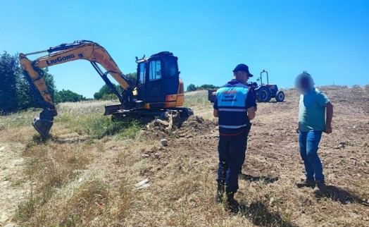 Hazine arazisinde kaçak kazı: 4 kişi gözaltına alındı!
