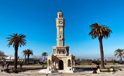 İzmir'de spor hukuku zirvesi