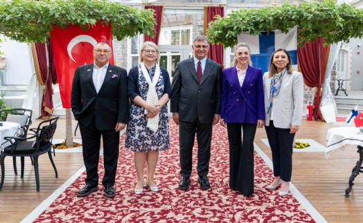 İzmir ve Finlandiya arasında dostluk köprüsü
