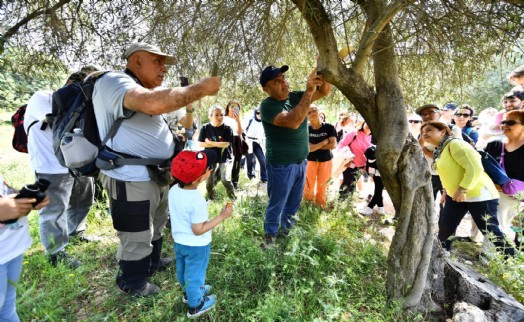 İzmirliler 'Parkta Etkinlik Var' programıyla yeşille buluşuyor