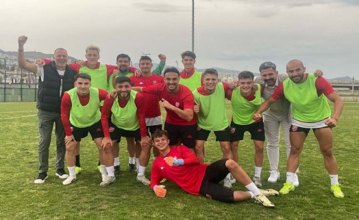 Karşıyaka'da oyuncularla toplantı