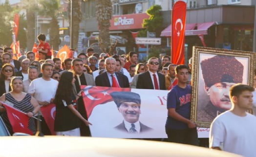 Kemalpaşa'da gençlik ve cumhuriyet ruhu