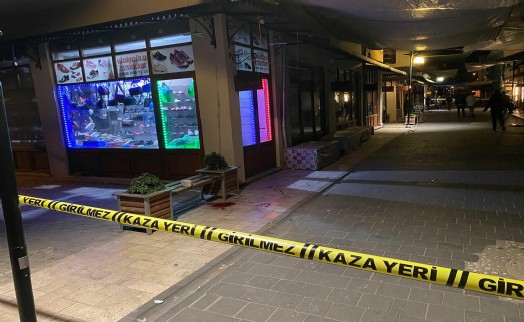 Manisa'da bıçaklı kavga; 1 ağır yaralı