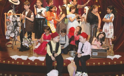 Menderes'te bir ilk: Belediye çocuk tiyatrosu ile izleyicilerin karşısına çıkıyor