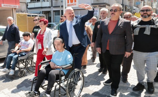 Menemen'de sevgiye ve umuda engel yok