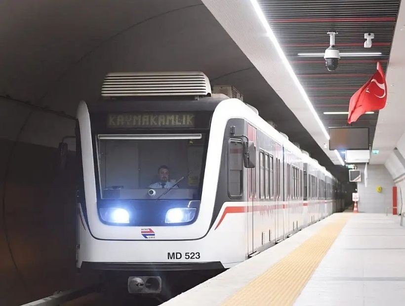 Metro kullanacaklar dikkat! Seferler gecikmeli devam edecek