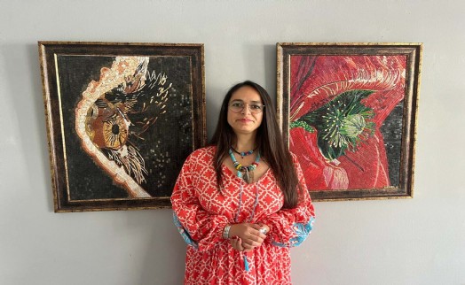 Mozaik sanatçı Hüzmeli'den İzmir'de yeniden var oluşun öyküsünü anlatan sergi
