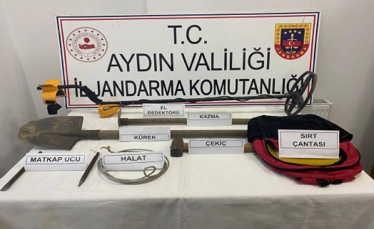 SİT alanında kaçak tarihi eser kazısına 3 gözaltı