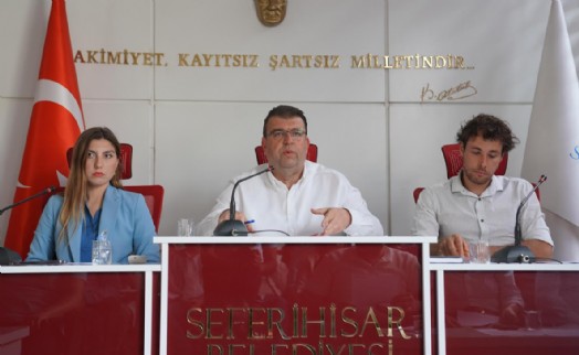 Seferihisar Belediye Meclisi'nden Özgür Özel'e yapılan saldırıya kınama