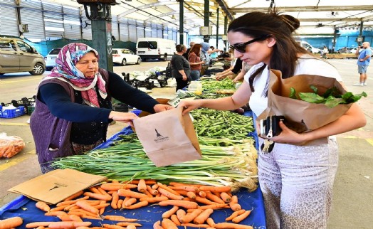 Tarladan sofraya uzanan başarı öyküsü: Ekopazar İzmir