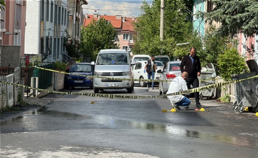 Tartıştığı eski sevgilisini ve kardeşini vurdu, linçten son anda kurtuldu