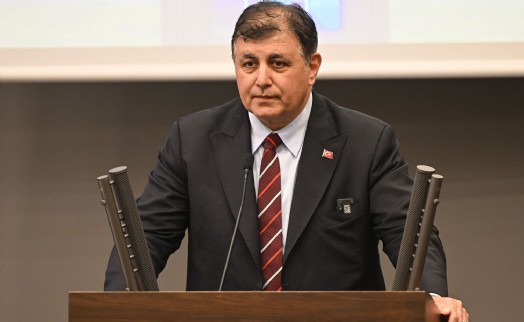 Tugay'dan sendikaya çağrı: 'Aklıselimle sizleri bekliyorum'