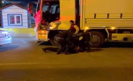 Uyuşturucuyu karton bardakların arasına gizlemişler