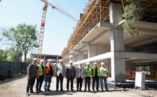 'Ege Teknopark'ın yeni hizmet binası en kısa sürede tamamlanacak'