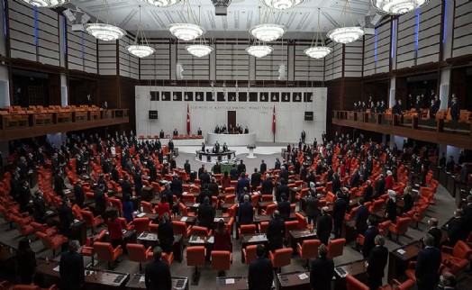 'İkiyüzlülük' dedi, iktidara seslendi! CHP'den İklim Kanunu Teklifi'ne tepki
