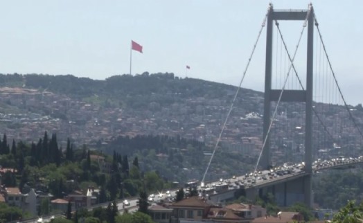 15 Temmuz Şehitler Köprüsü'nde silahlı şüpheli paniği!