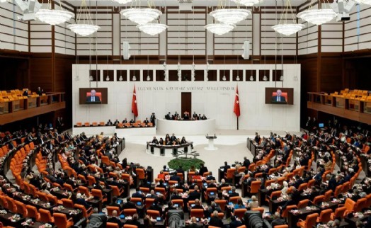 8 madde çıkarıldı: 10. Yargı Paketi Meclis'te kabul edildi!