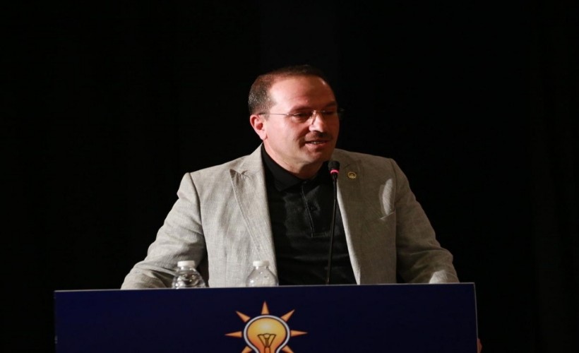 AK Parti Karşıyaka Danışma Meclisi'nde mesaj seli: 'CHP'liler işçi kıyımı yapıyor!'