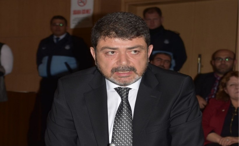 AK Partili Atmaca, Başkan Tugay’a yüklendi: 'Grev olsun diye elinden geleni yaptın!'