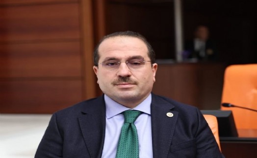 AK Partili Kırkpınar'dan Tugay'a 'sorumsuz' çıkışı: 'Topu kendinden önceki belediye başkanına atmak..'