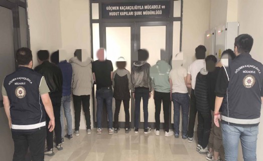 Afyonkarahisar'da göçmen kaçakçılığı operasyonu