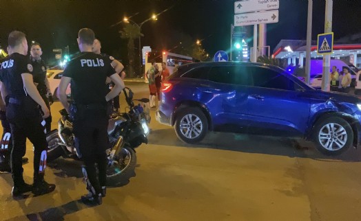 Aydın'da otomobille çarpışan motosikletteki 2 polis yaralandı