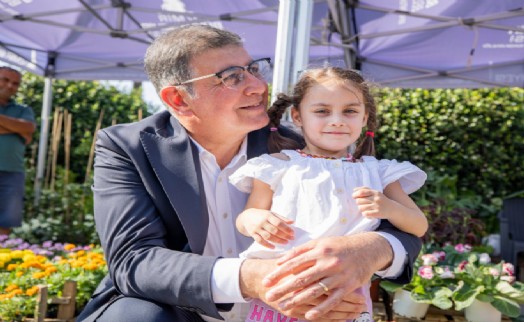 Başkan Tugay'a Babalar Günü sürprizi