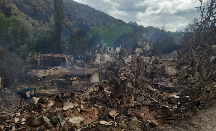 Bilecik'te 51 kişi dumandan etkilendi 100 bina hasarlı