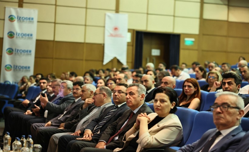Binalardaki enerji verimliliği İzmir'de konuşuldu