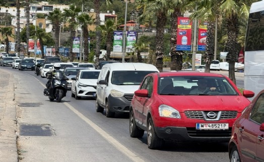 Bodrum'da bayram tatili dönüşü yoğun trafik