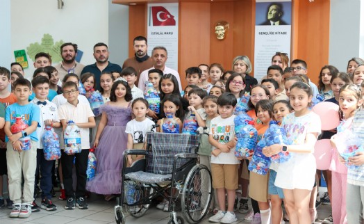 Bucalılar kapakları topluyor engelleri birlikte aşıyor