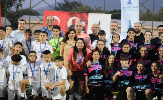 Büyükşehir'in sponsor olduğu ligler tamamlandı