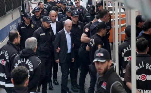CHP'yi çileden çıkaran görüntü: 'Savaş suçlusu gibi...'