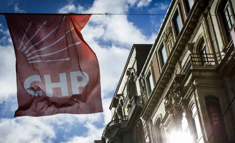 CHP’de kurultay gerilimi: İl başkanları yönetimi destekliyor, Kılıçdaroğlu tarafı ‘temiz’ beyanlarını yalanlıyor