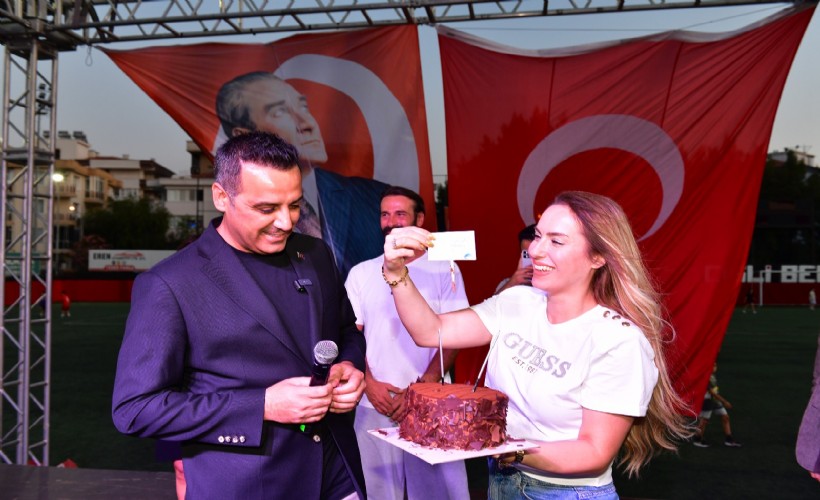 Çiğli, müziğe ve dansa doydu