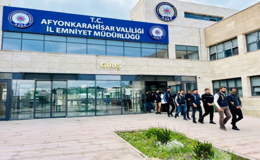 Dolandırıcılık operasyonuna 13 tutuklama