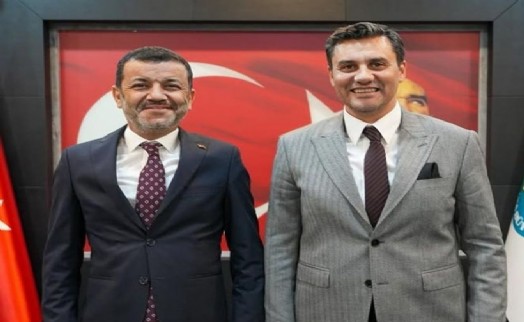 Ege Belediyeler Birliği Başkanı Merhum Ferdi Zeyrek'ten sonra Çavuşoğlu seçildi