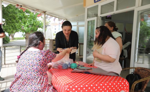 Engelsiz Kafe yenilendi...Başkan Sengel: 'Burası onların ekmek teknesi'