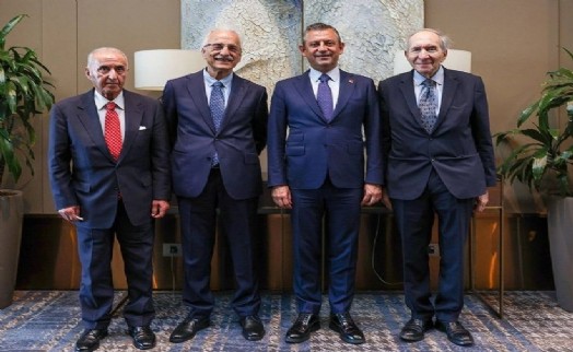 CHP'nin eski genel başkanlarından ortak bildiri: Özel'in yanında dimdik durun